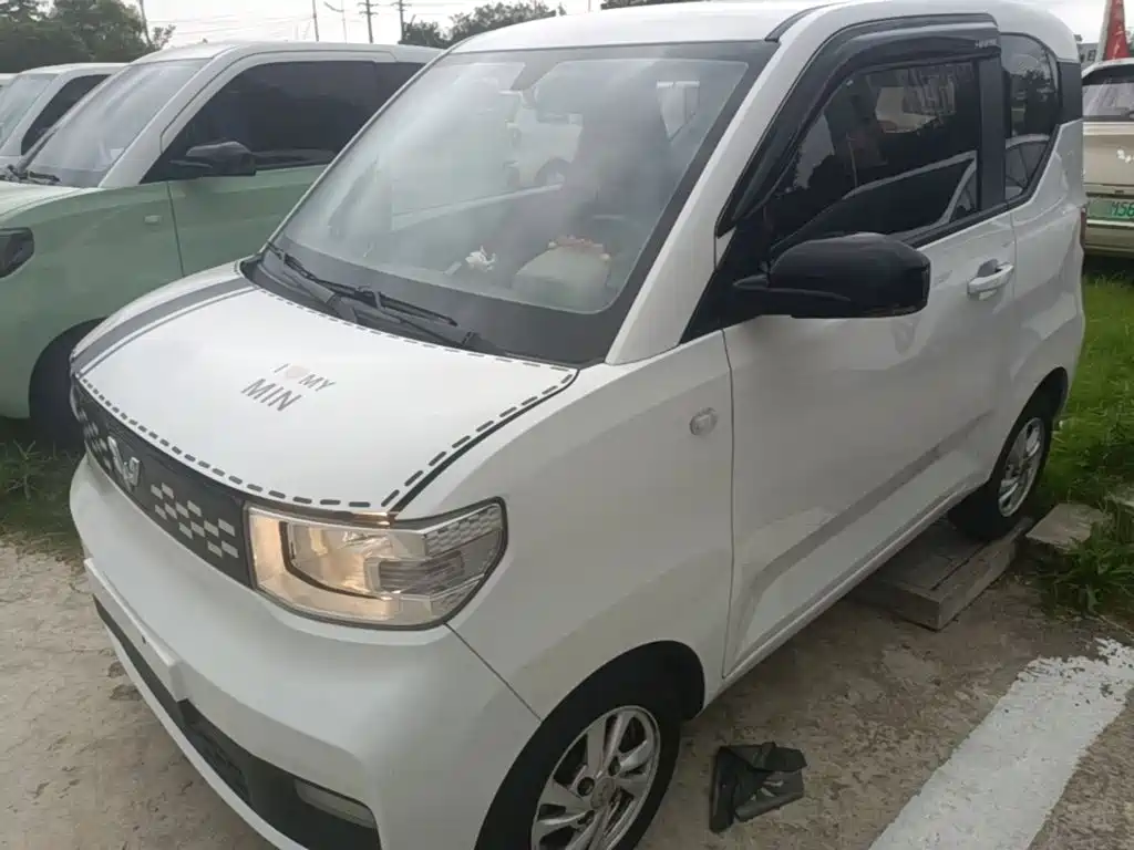 Wuling Motors Hongguang MINIEV 2021 Macaron Fashion Edition (NMC Lithium)