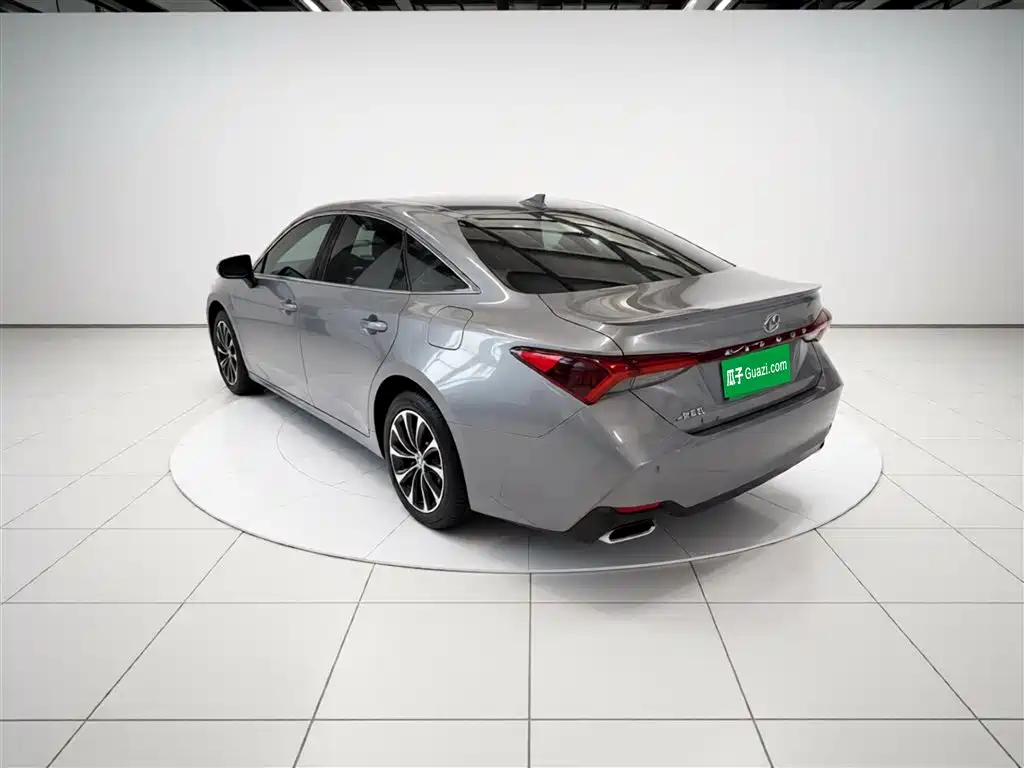 Toyota Avalon 2022 2.0L Luxury Edition фото 5