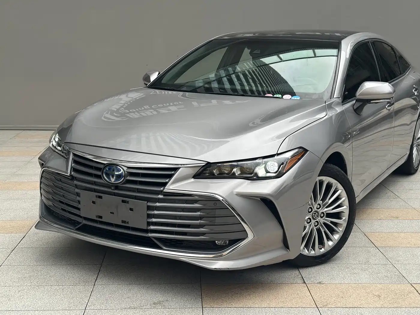 Toyota Avalon 2019 Hybrid 2.5L XLE Premium Edition China VI фото 3
