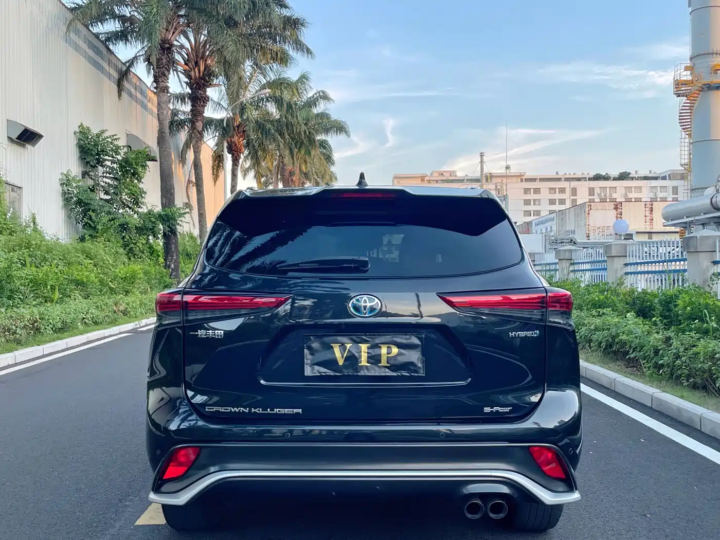Toyota Crown Kluger 2023 2.5L HEV AWD Premium Edition фото 9