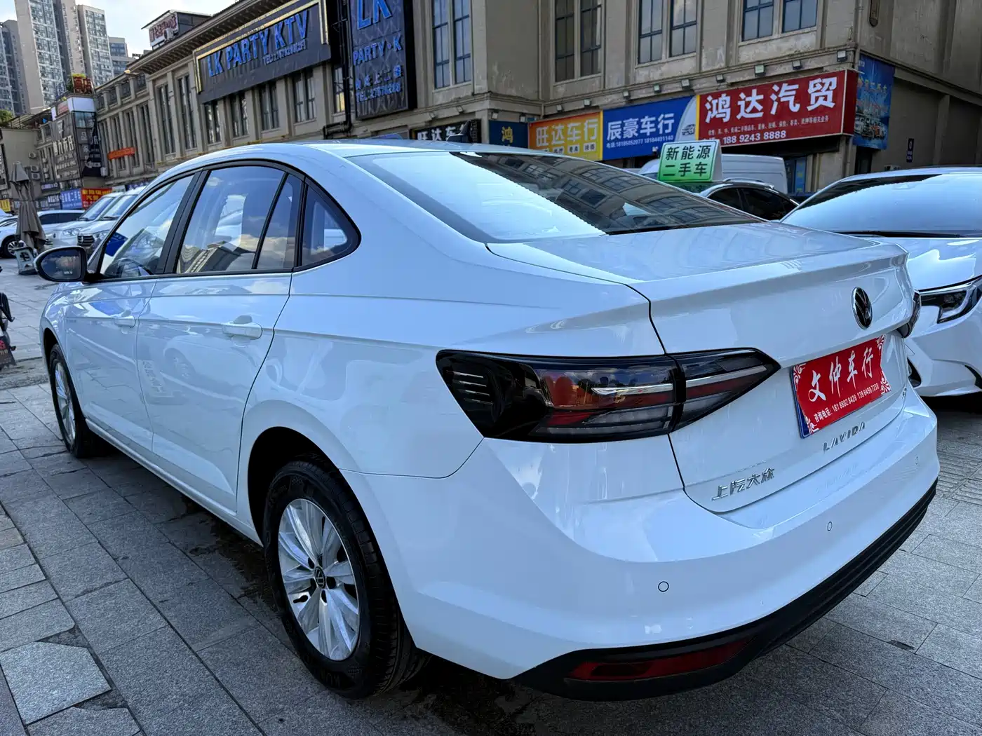 Фото 6 - Volkswagen Lavida