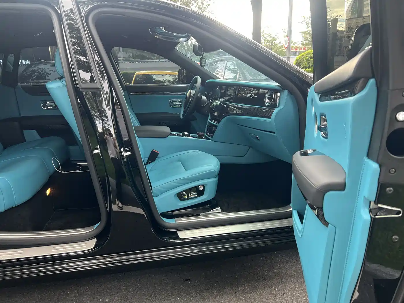 Rolls-Royce Ghost 2011 2010 Model 6.6T Standard