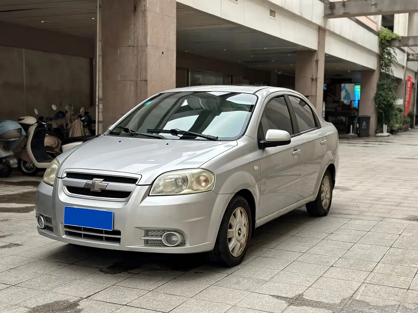 Chevrolet Lova 2010 1.6AT Elegance