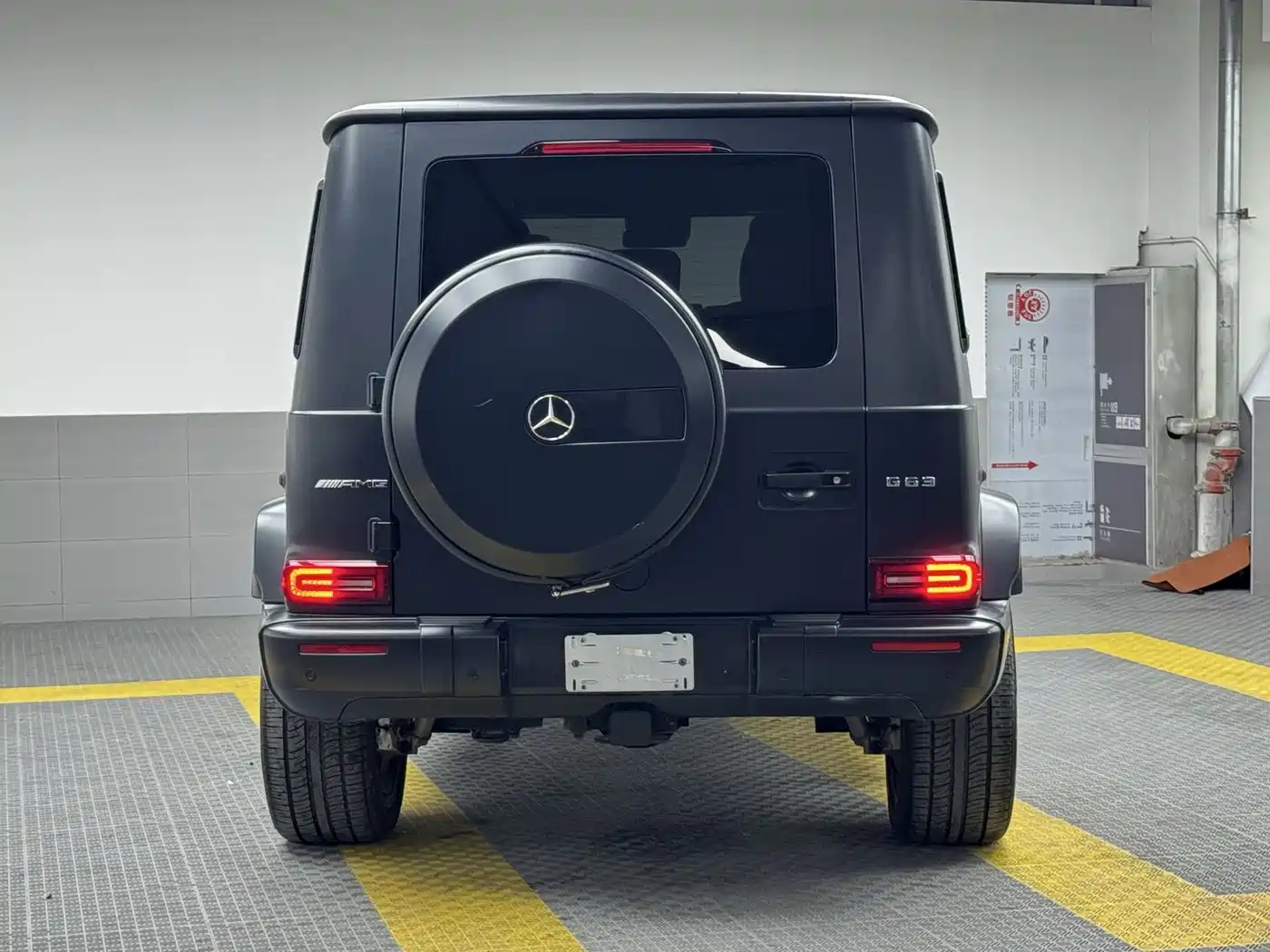 MERCEDES-BENZ G-CLASS AMG