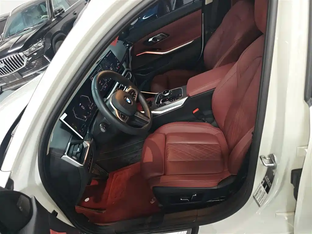 BMW 3 Series 2024 325Li M Sport Shadowline Package фото 15