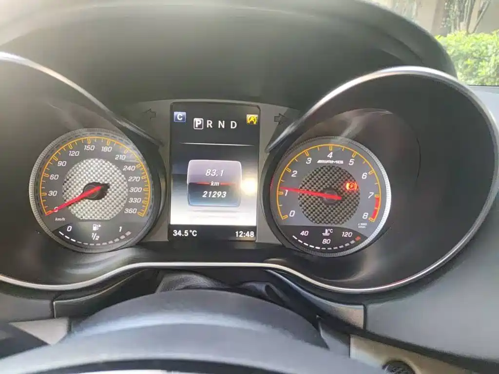 Photo 6 - Mercedes-Benz AMG GT