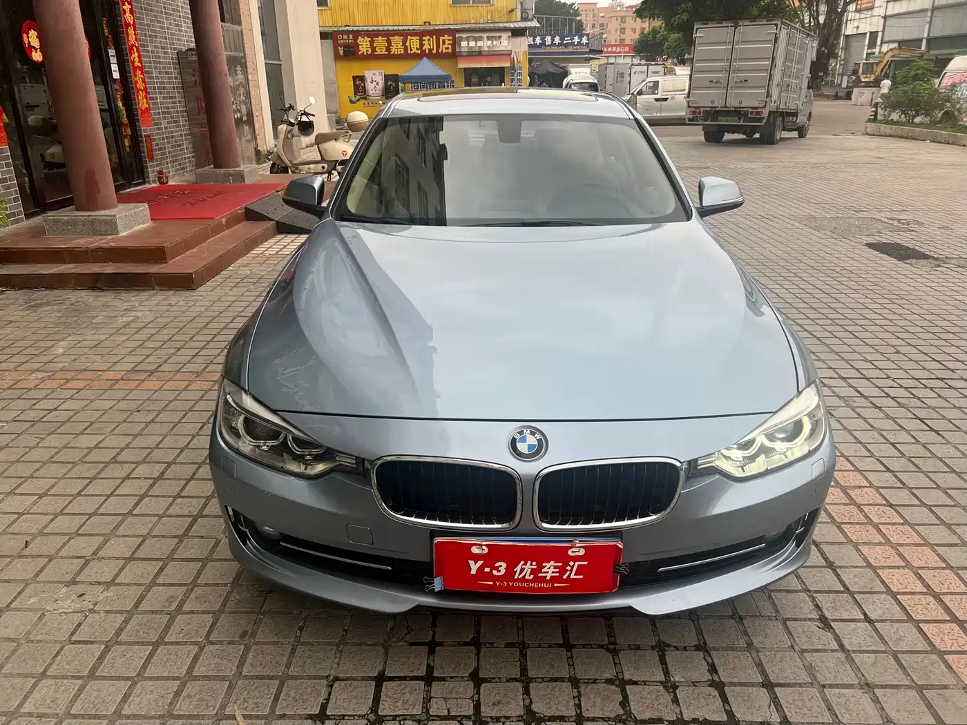 BMW 3 Series 2015 320Li Fashion фото 2