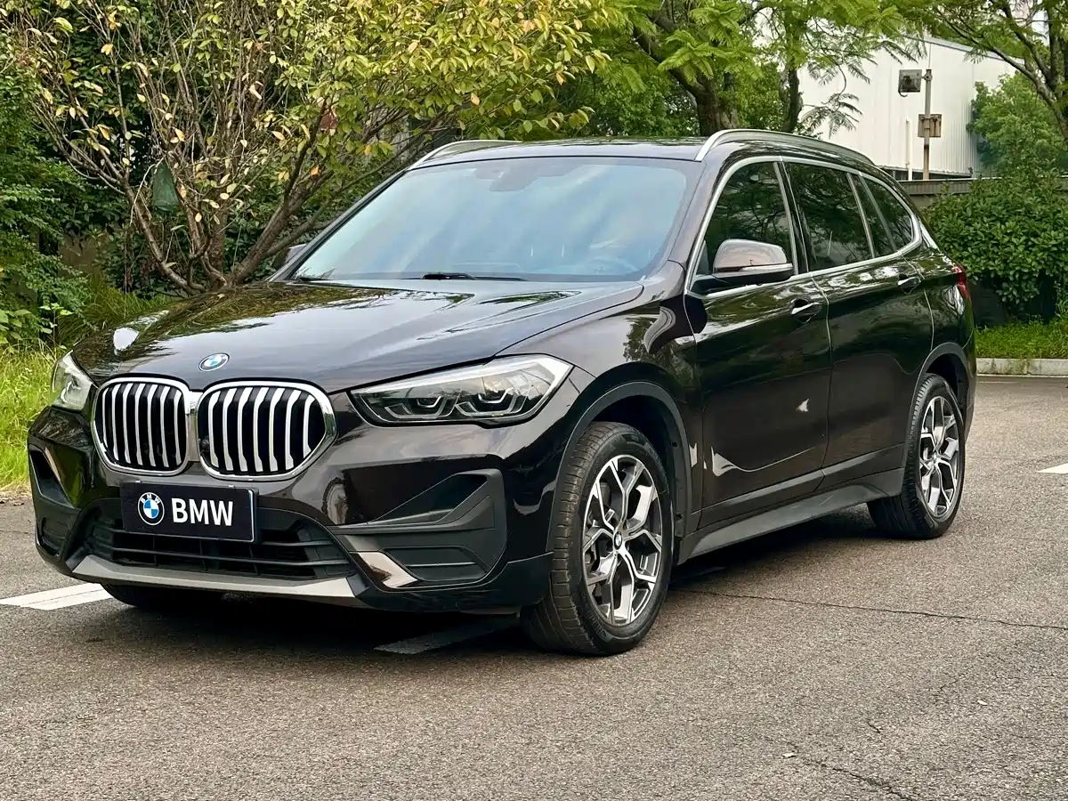 Photo 1 - BMW X1