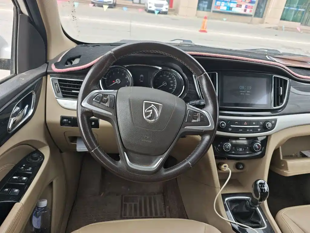 Фото 7 - Baojun 730