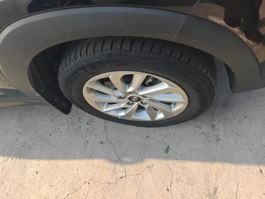 Hyundai Tucson 2016 2015 1.6T Dual Clutch 2WD Smart