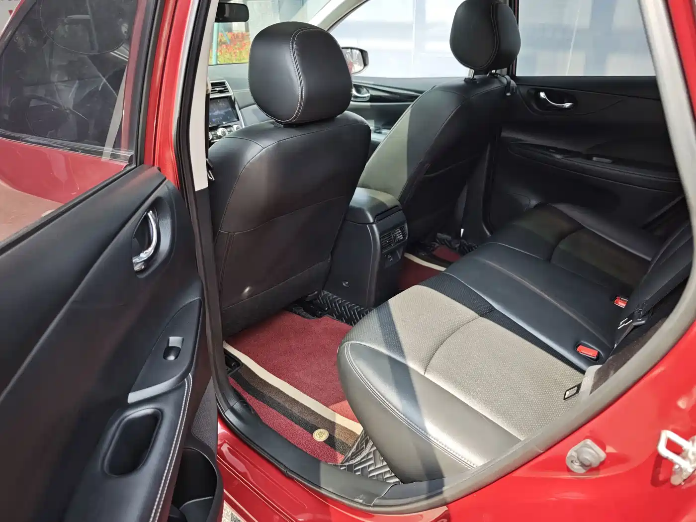 Nissan Tiida, миниатюра 12