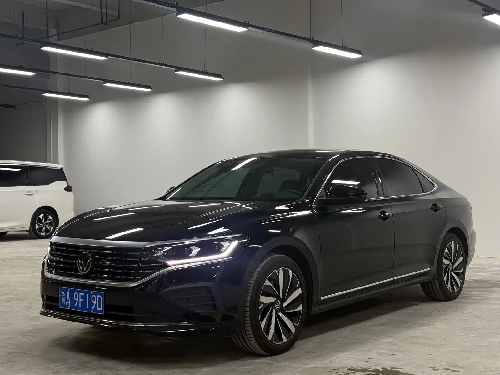 صورة 1 - Volkswagen Passat