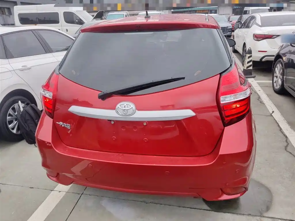 Toyota Vios FS 2017 1.5L CVT Fengchi Edition фото 4
