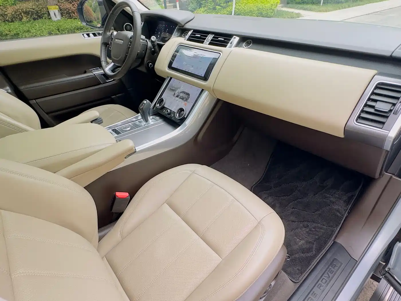 Land Rover Range Rover Sport PHEV 2021 P400e SE фото 11
