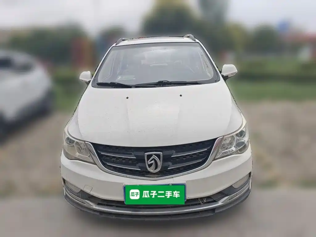 Фото 3 - Baojun 730