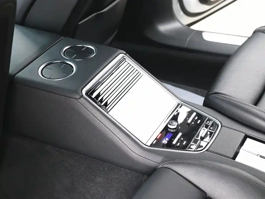 Porsche Panamera 2019 Panamera Executive Long Wheelbase 2.9T фото 22