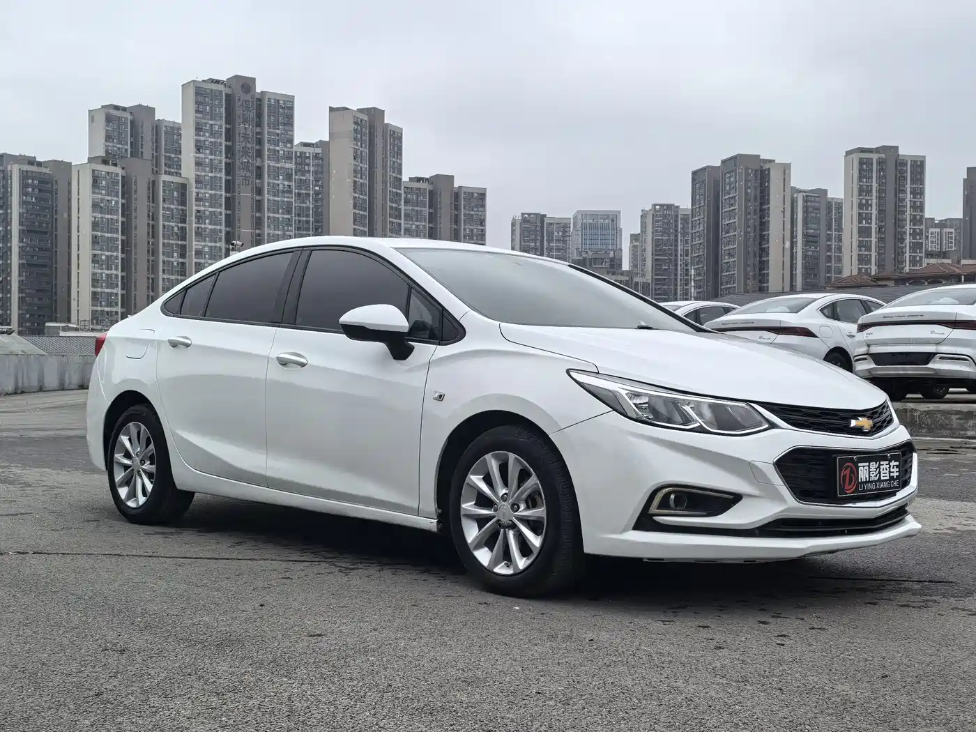 Chevrolet Cruze 2017 1.5L Automatic Pioneer Sunroof фото 3