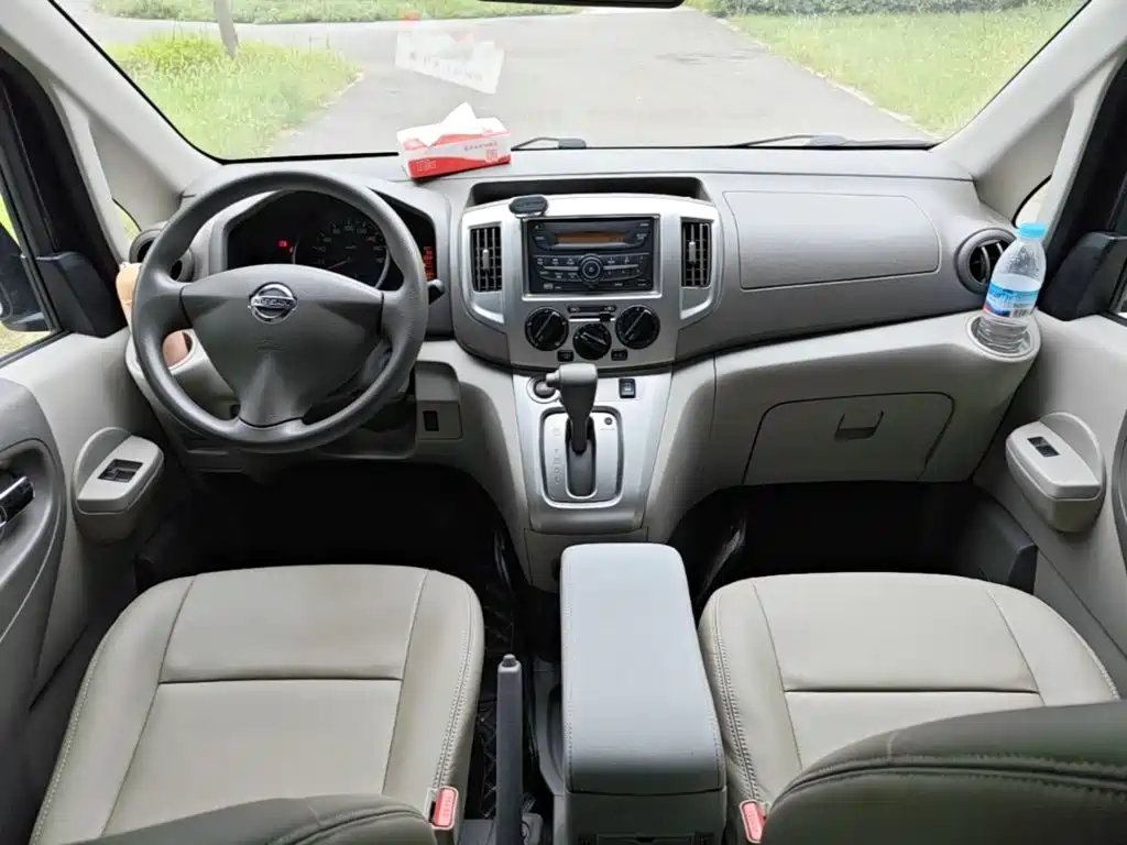 Nissan NV200 2018 2018 1.6L CVT Premium