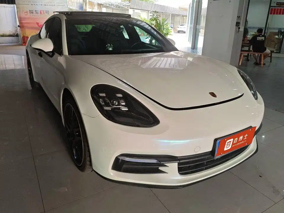 Porsche Panamera 2017 Panamera 3.0T фото 2