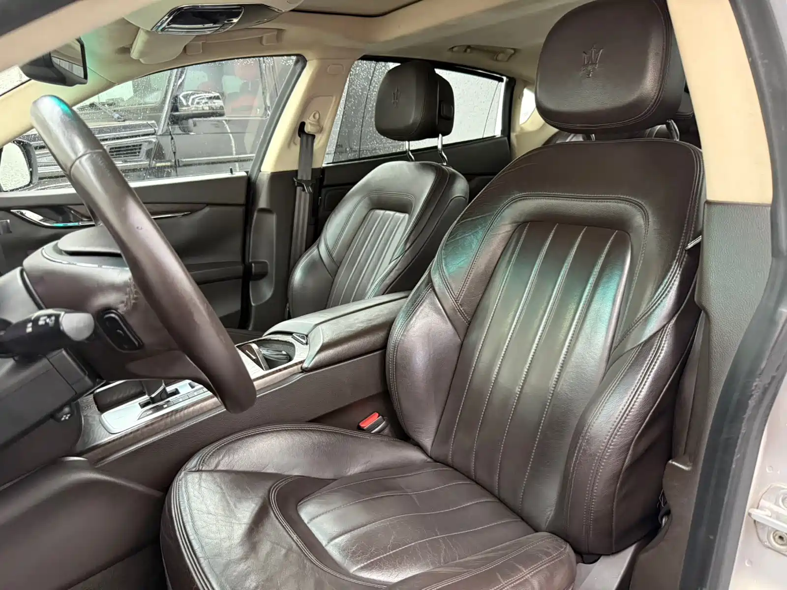 Photo 6 - Maserati Quattroporte