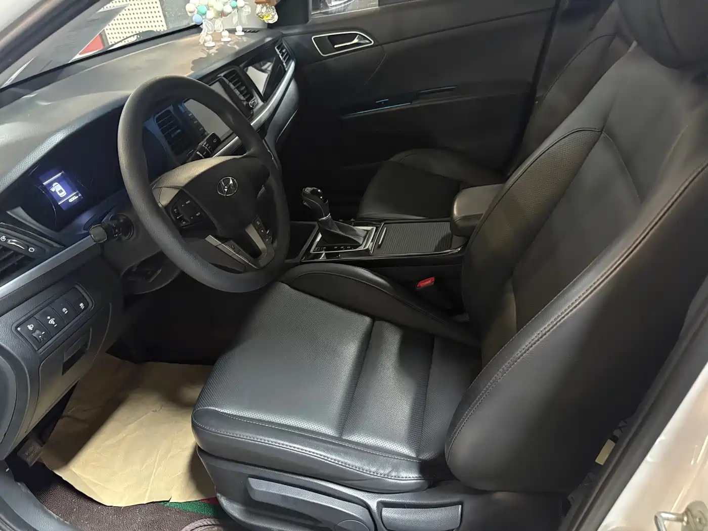 HYUNDAI NAME PICTURE