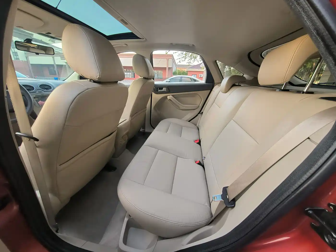 Photo 6 - Ford Focus
