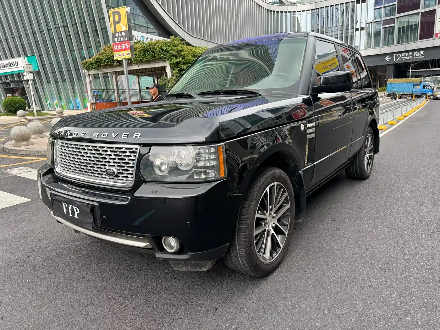 Land Rover Range Rover 2011 5.0 SC V8 Ultimate Edition фото 2