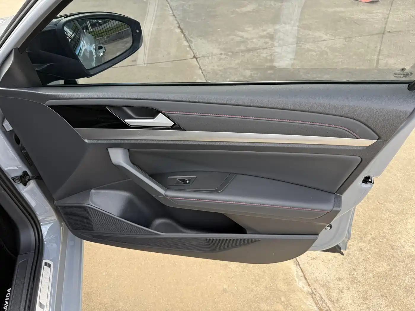 Volkswagen Lavida 2023 280TSI DSG Starlight Comfort Edition фото 18