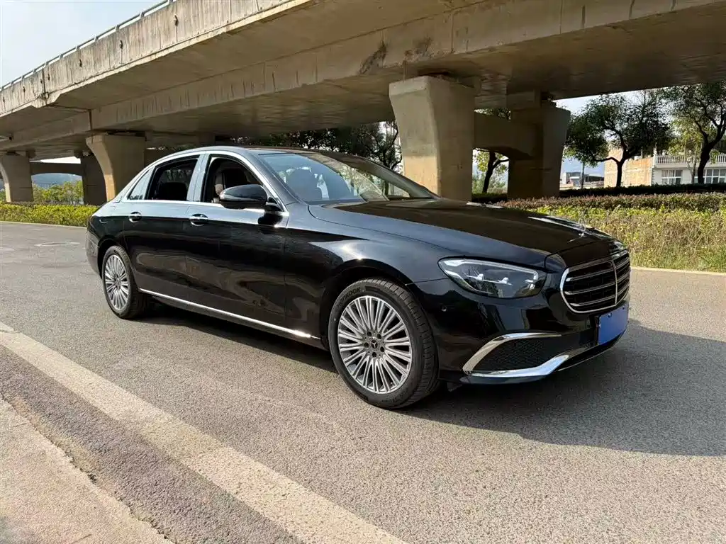  E CLASS