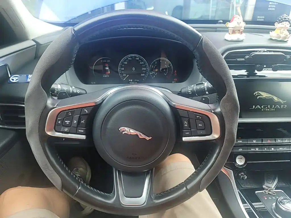 Jaguar XEL 2019 2019 2.0T 200PS Premium