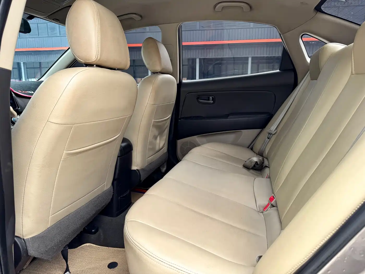 Hyundai Elantra 2011 1.6L Automatic Comfort фото 9