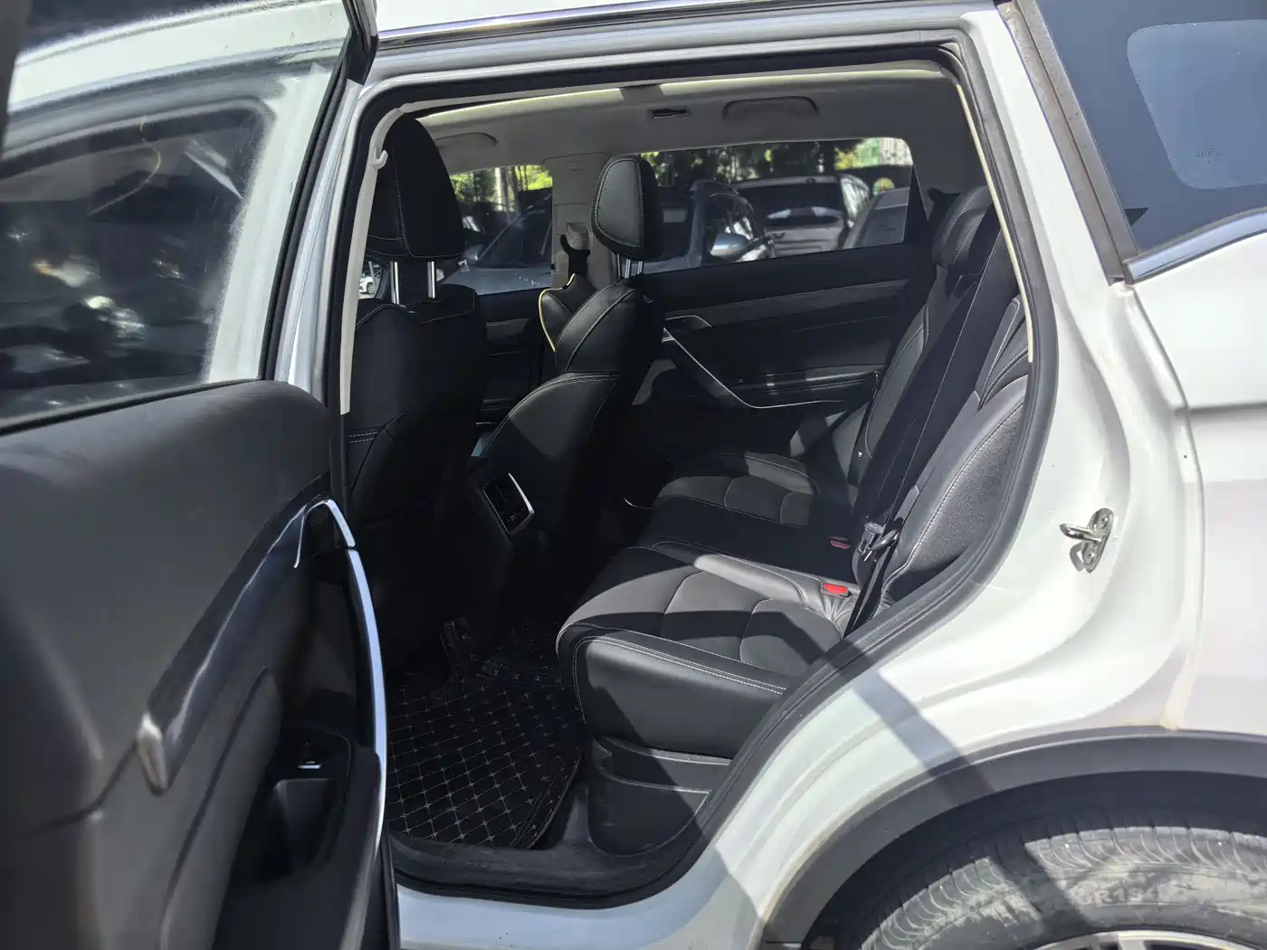 GEELY AUTOMOBILE BOYUE