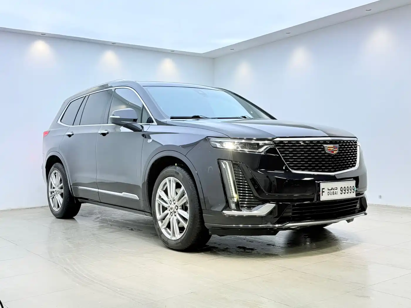 CADILLAC XT6