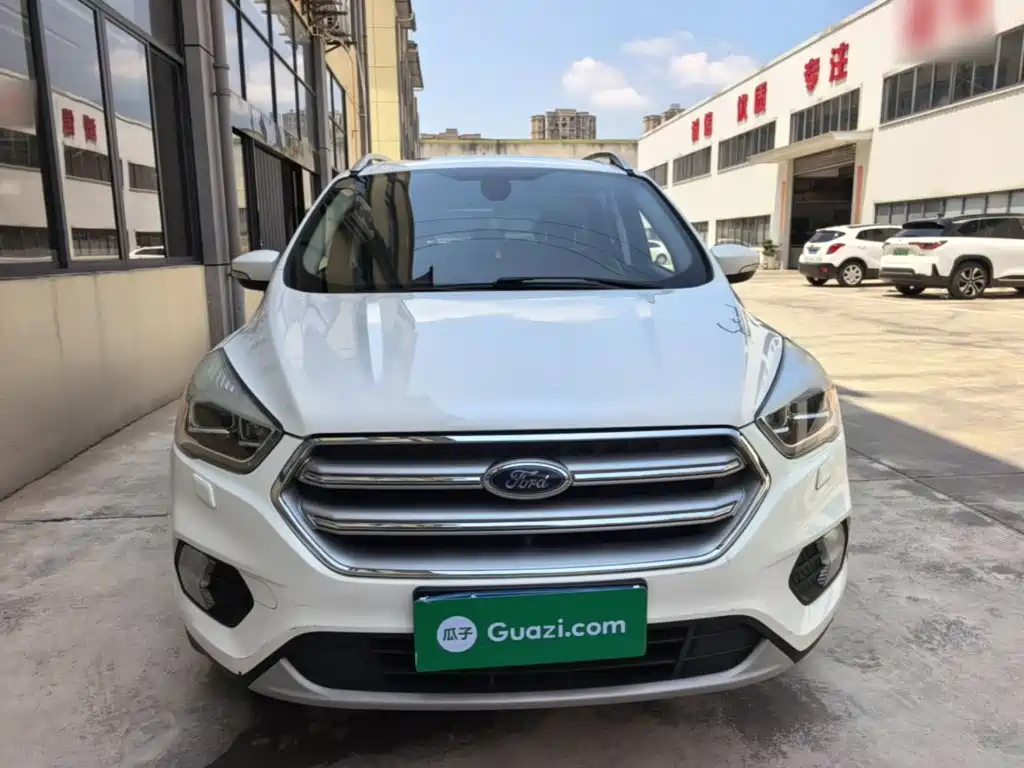 Photo 3 - Ford Kuga