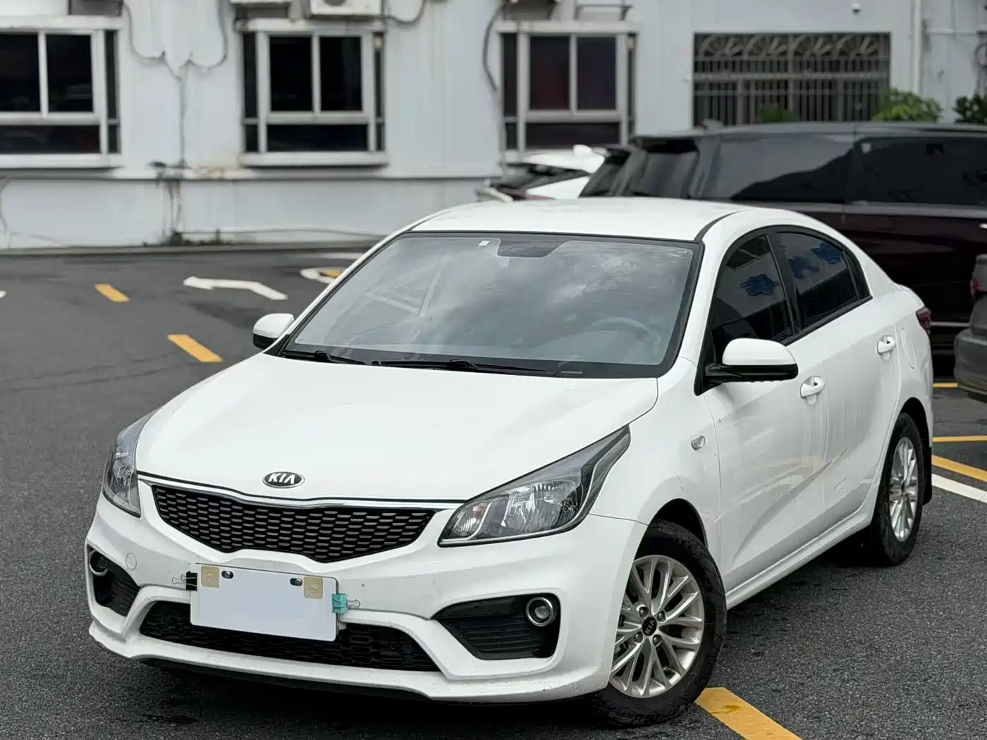 KIA K2