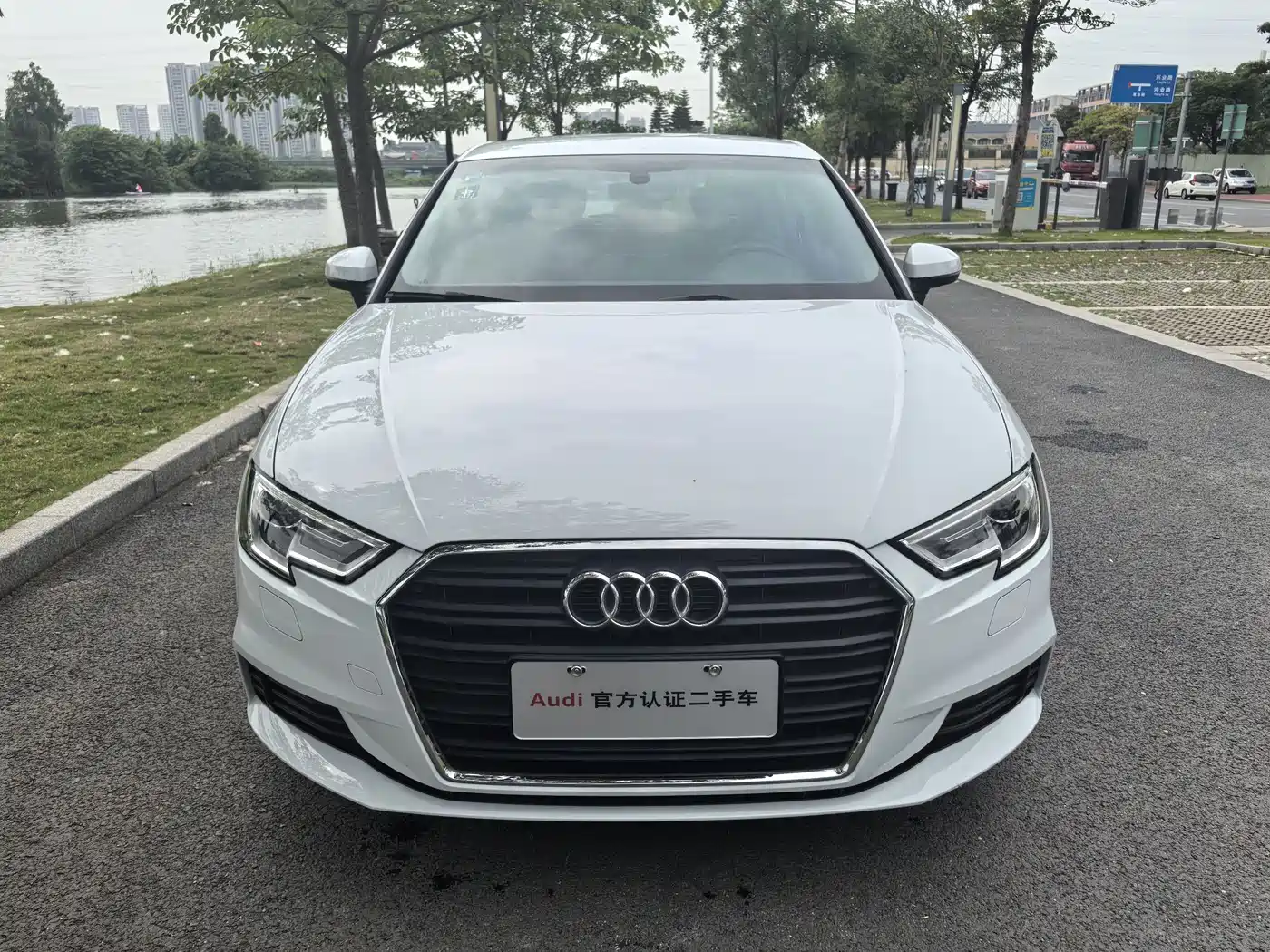 Audi A3 2018 30th Anniversary Sportback 35 TFSI Progressive фото 2