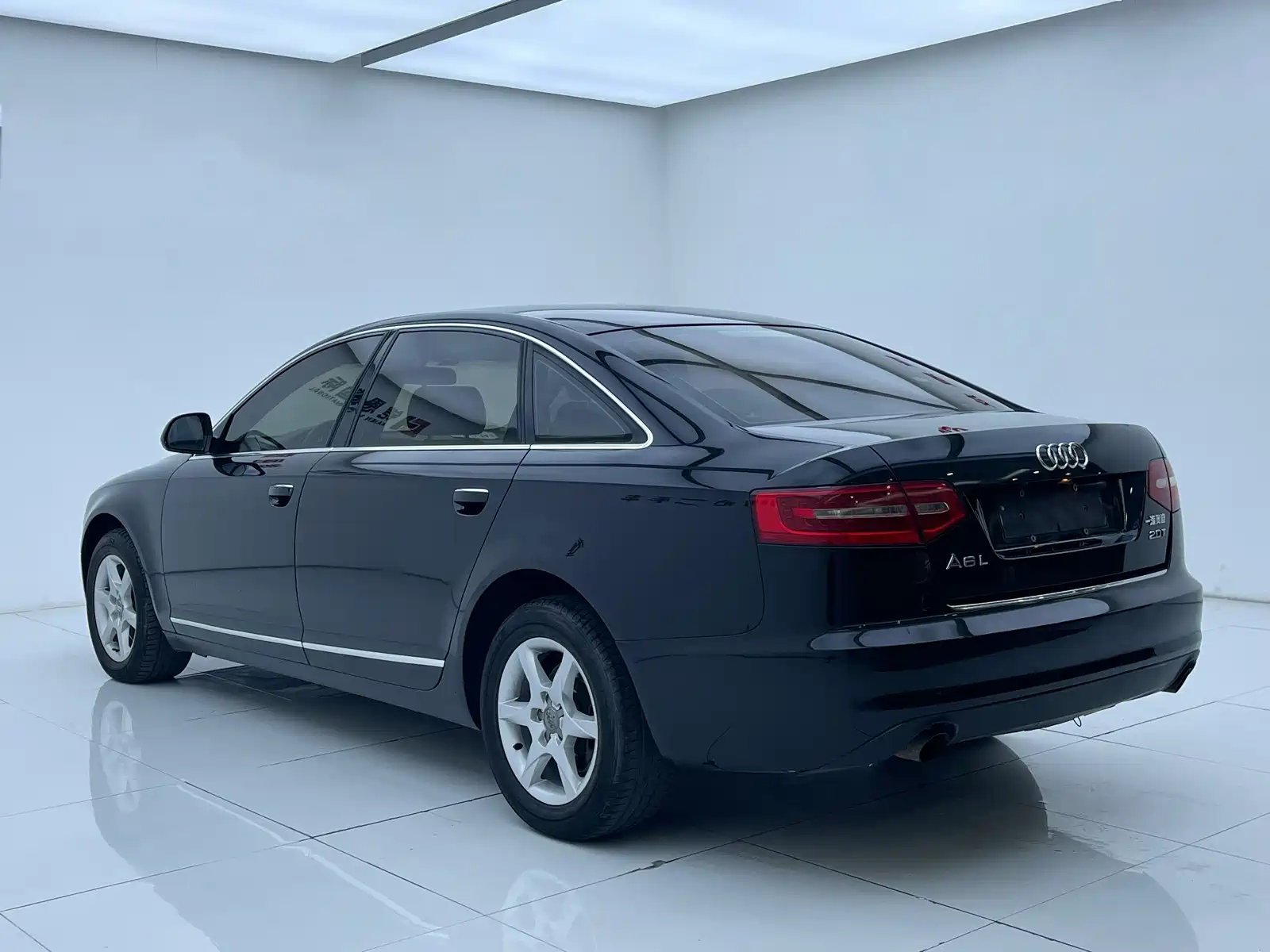 Фото 4 - Audi A6L