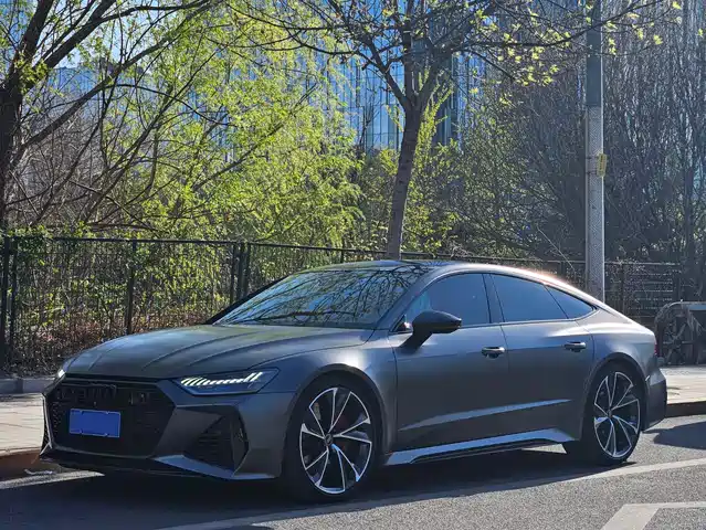 AUDI RS 7
