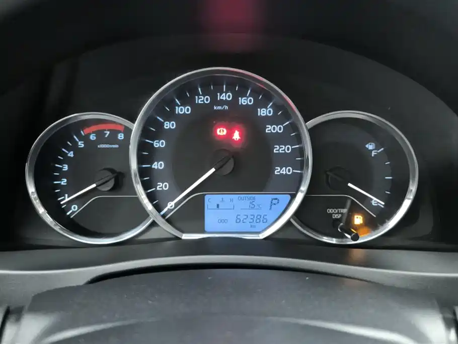 Toyota Corolla 2017 Facelift 1.2T S-CVT GL фото 14