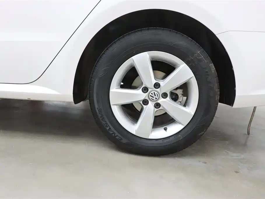 Volkswagen Lavida 2019 Lavida Start 1.5L Auto Trend (China VI) фото 33