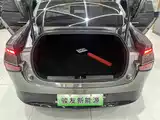 Фото 8 - XPeng P7