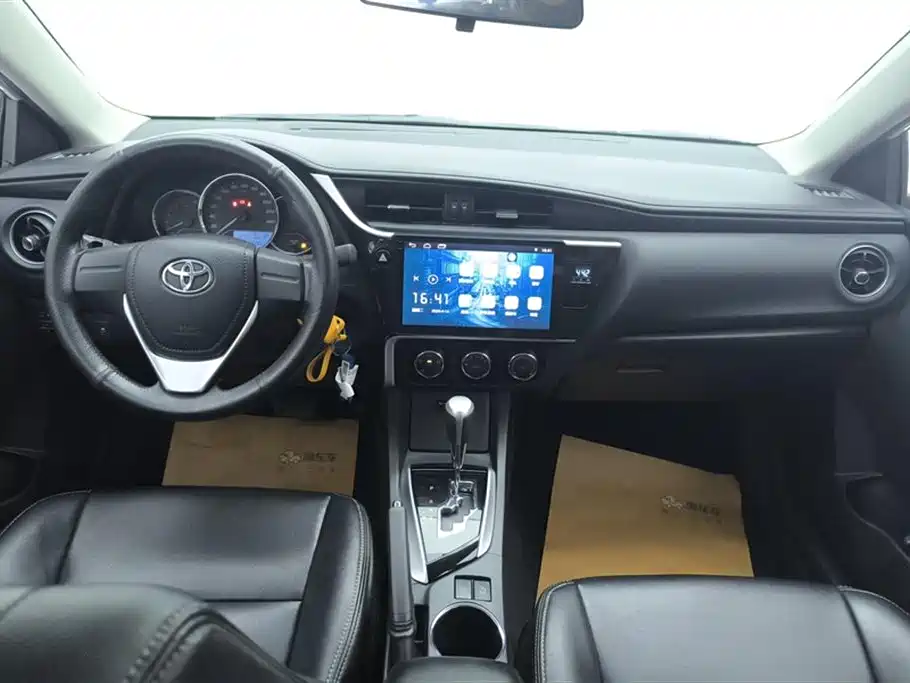 Toyota Corolla 2017 Facelift 1.2T S-CVT GL фото 12