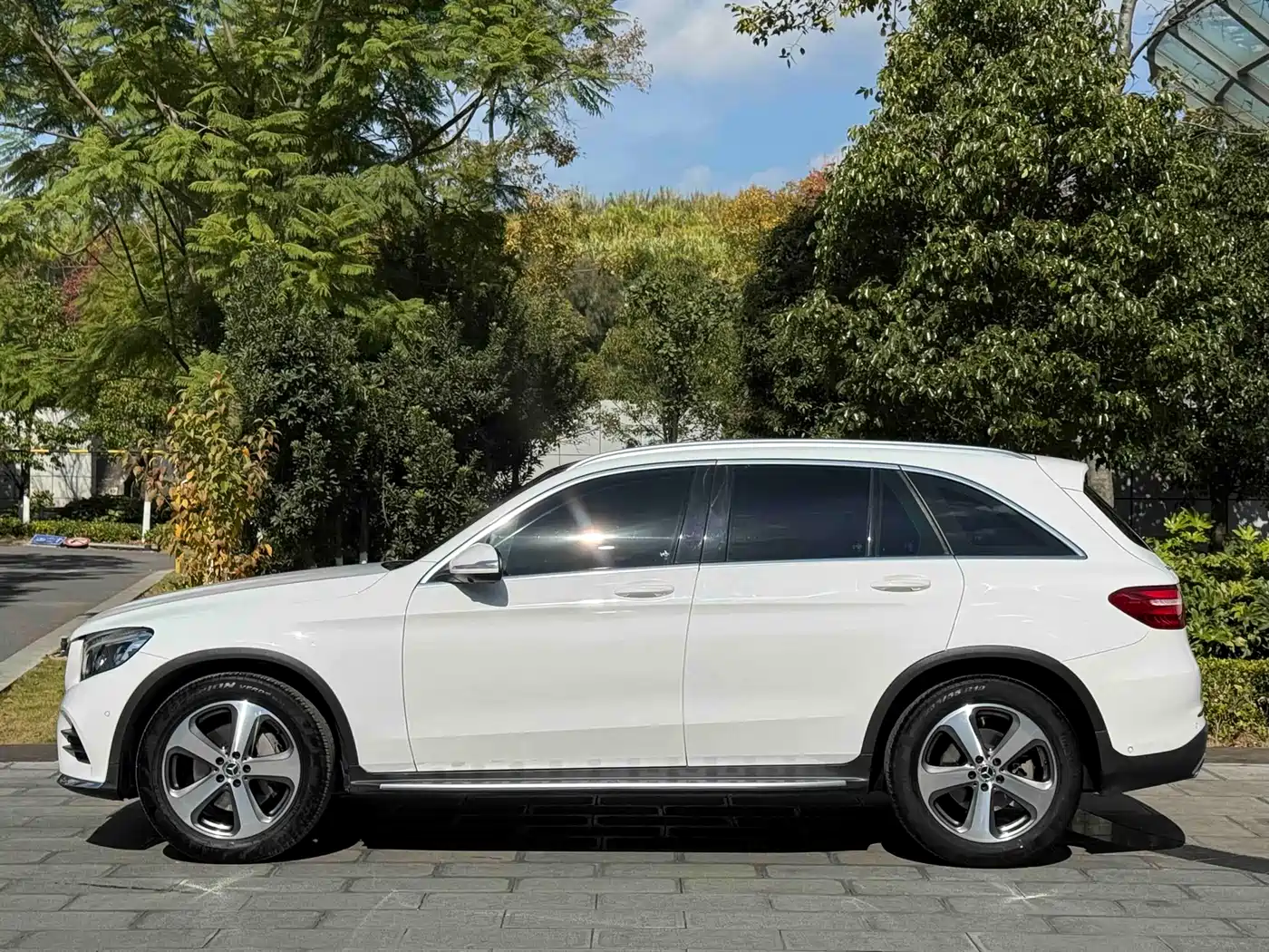 Mercedes-Benz GLC 2017 GLC 300 4MATIC Dynamic фото 28