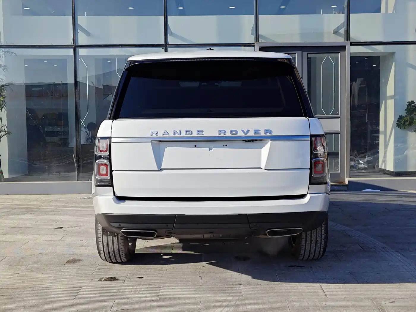 Land Rover Range Rover 2015 3.0 SC V6 Vogue фото 5