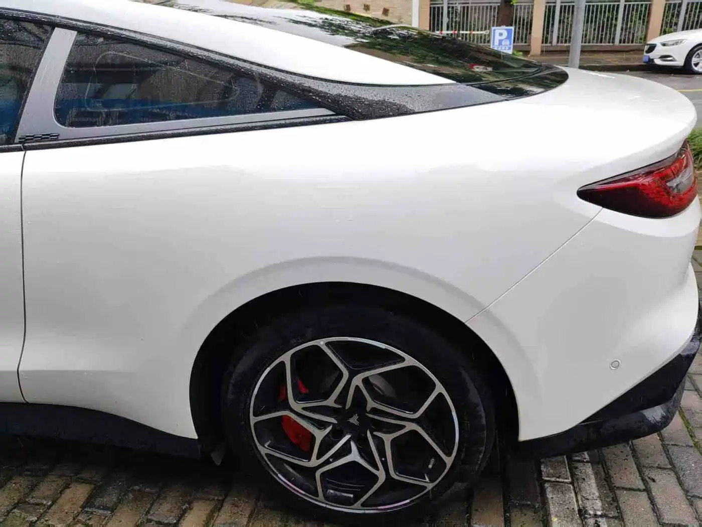 Nezha Auto Nezha GT 2023 2023 580 AWD Sport Edition