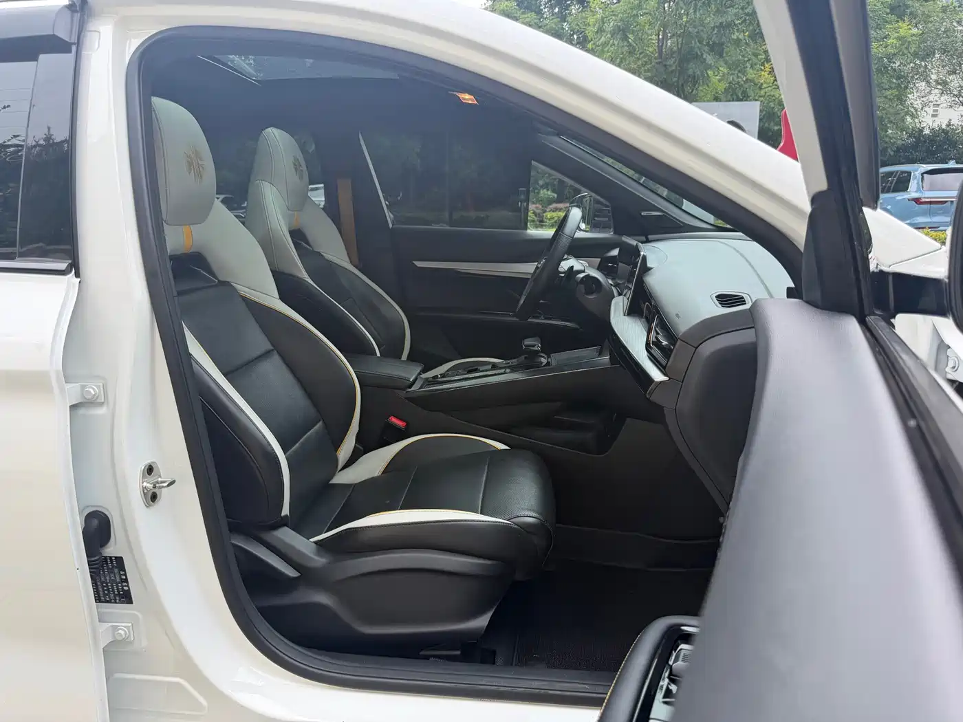 MG MG5 Scorpio 2022 2022 1.5T Trophy Sports Flagship