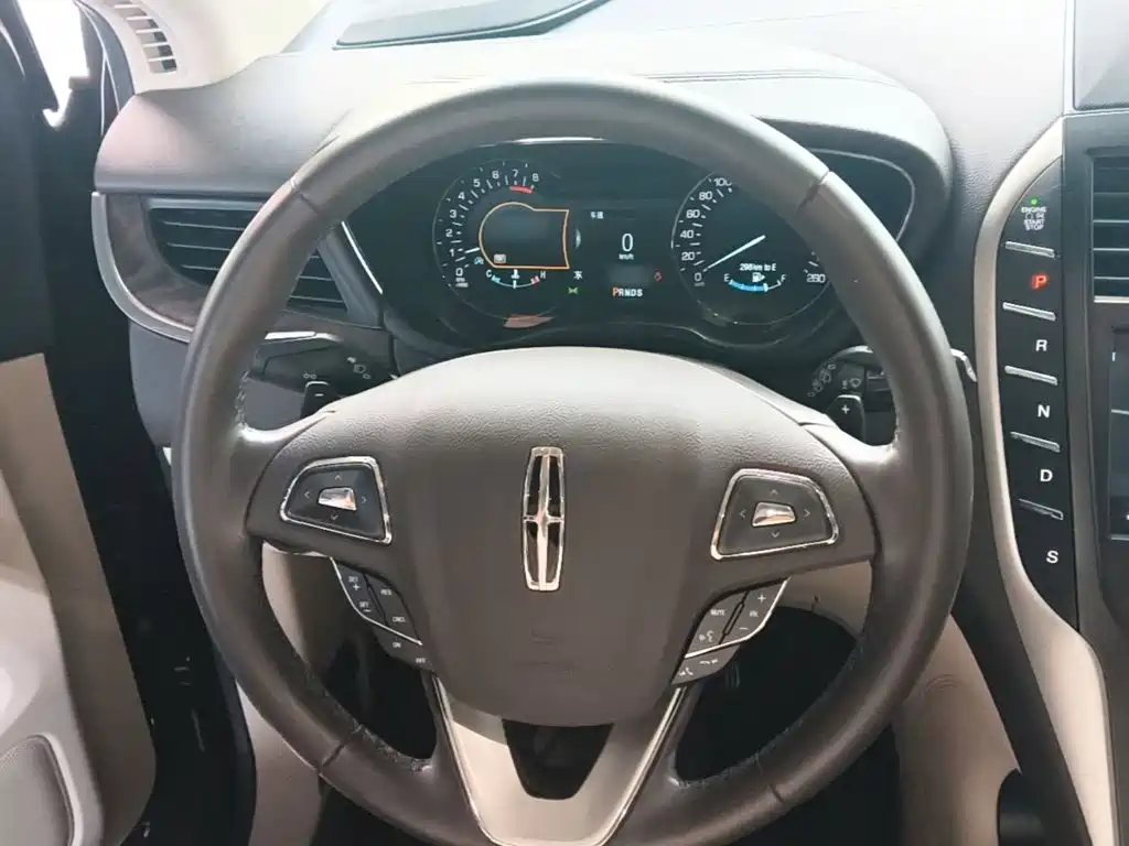 Lincoln MKC 2019 2019 2.0T 2WD Premium Elegance Edition China VI