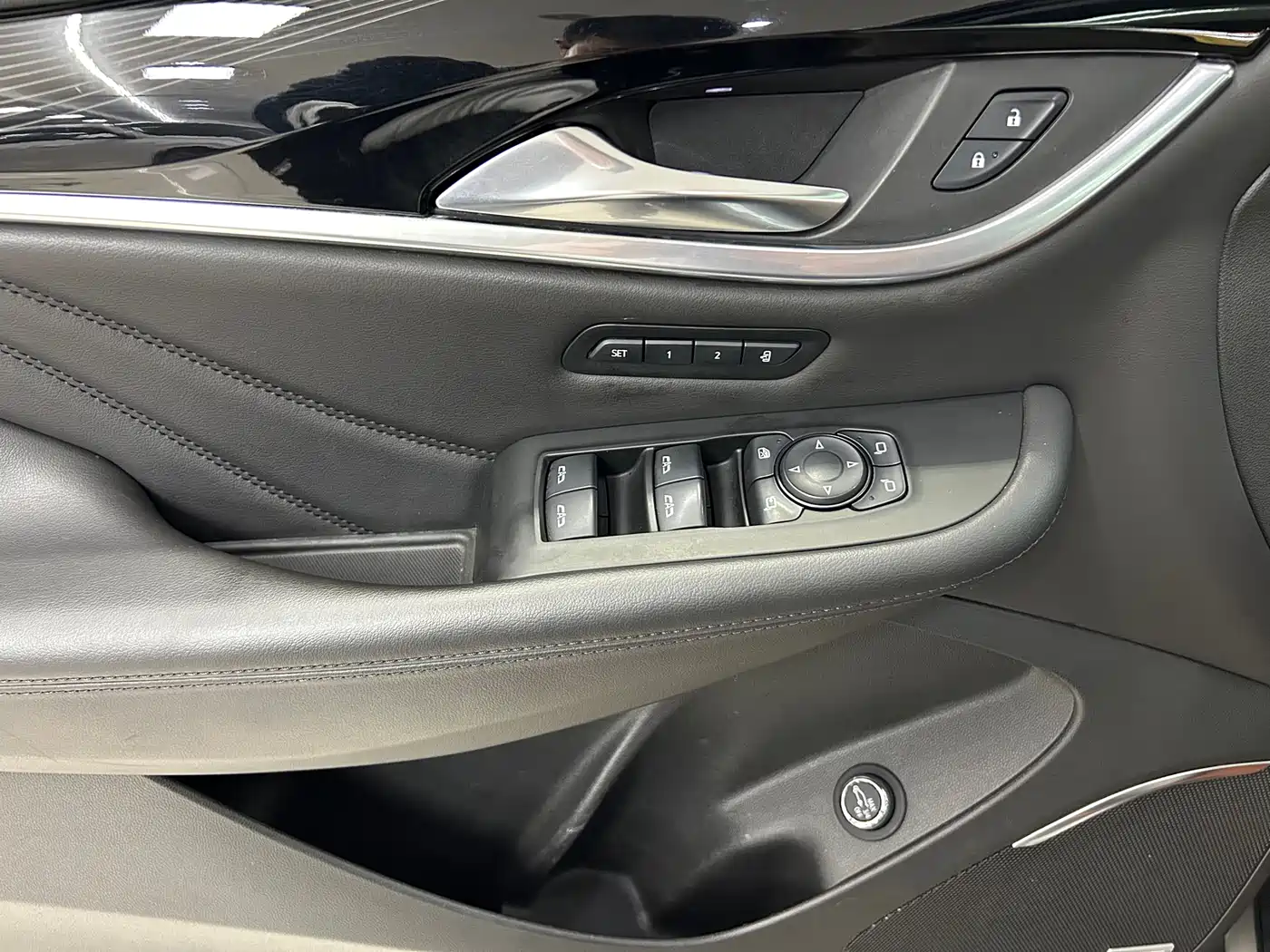 Buick Enclave 2020 28T 4WD Flagship Model фото 15