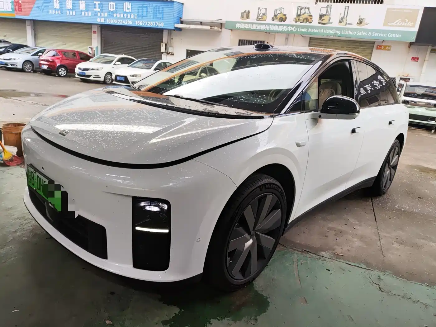 Li Auto i6 2025 4WD Base Model