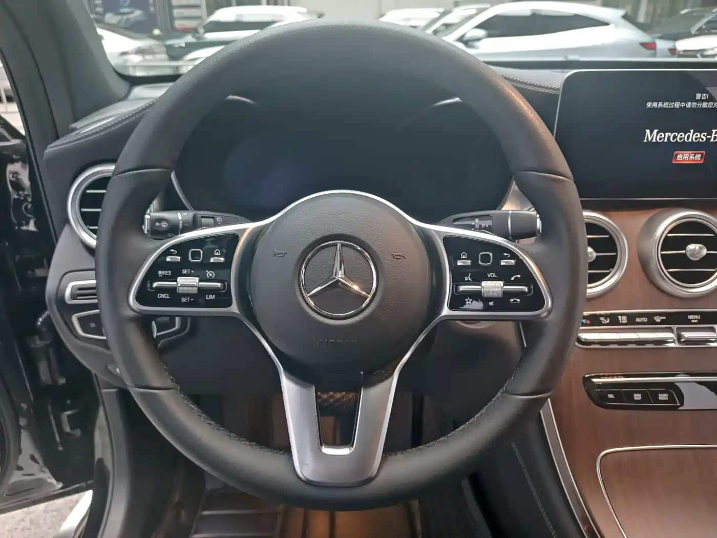 Mercedes-Benz GLC 2021 GLC 300 L 4MATIC Sporty фото 13